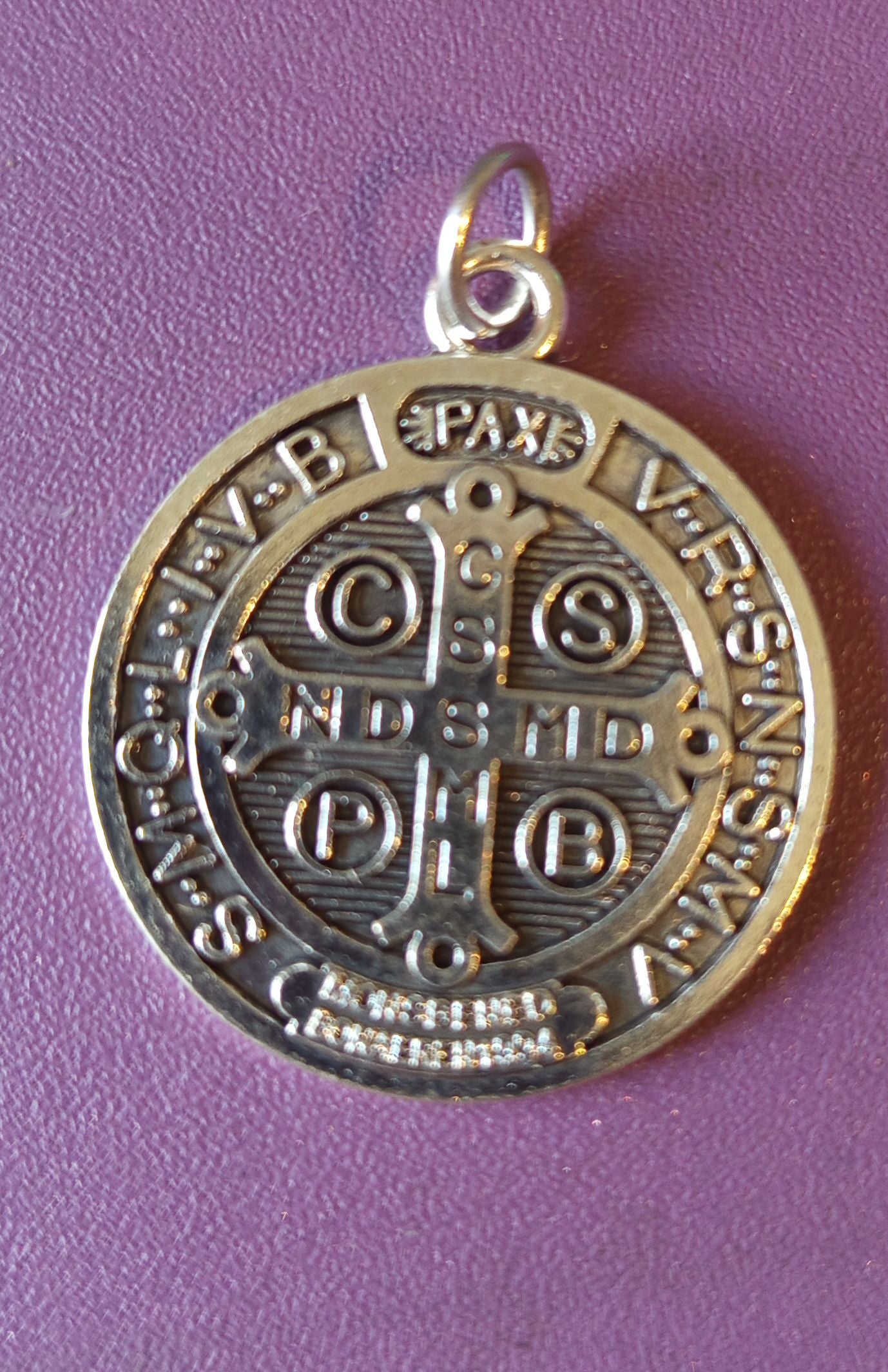 Médaillon Saint Benoît