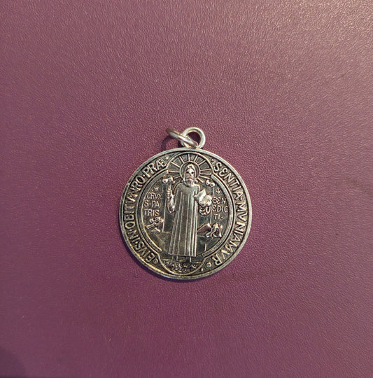 Médaillon Saint Benoît